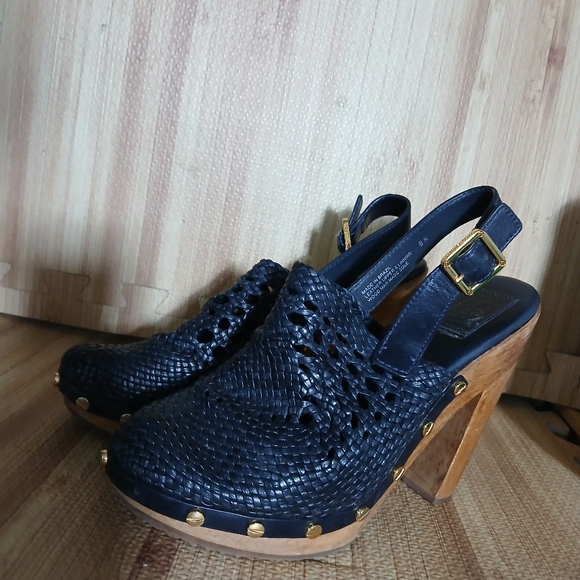 Tory Burch Widdianne 8m Woven Navy  Blue Leather Wood Studded Clogs Sandals US - Picture 1 of 12